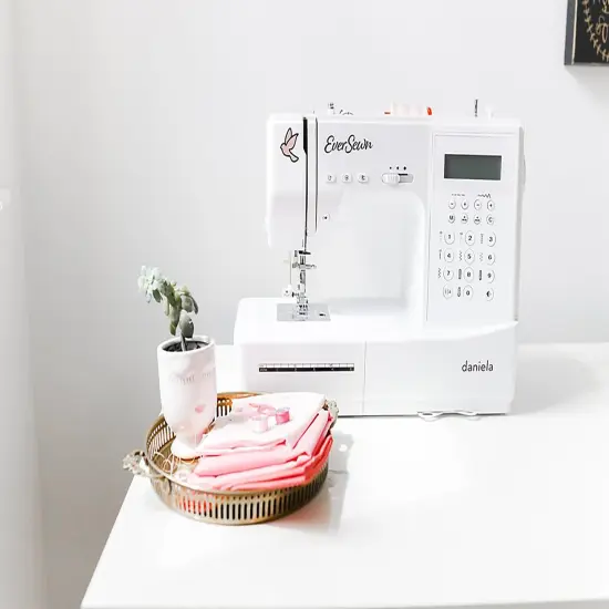 Eversewn Daniela Computerized Sewing Machine {2}