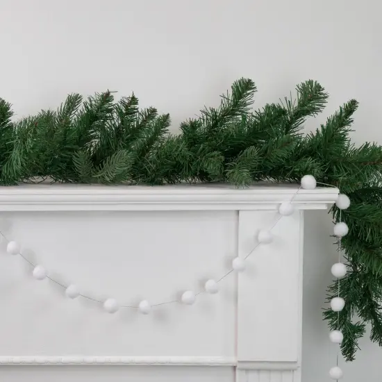 Northlight 9' White Plush Snowball Christmas Garland {3}