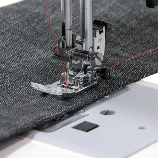 Juki HZL-LB5020 Computerized Sewing Machine {6}