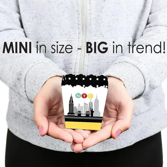 Big Dot of Happiness NYC Cityscape - Party Mini Favor Boxes - New York City Party Treat Candy Boxes - Set of 12 {6}