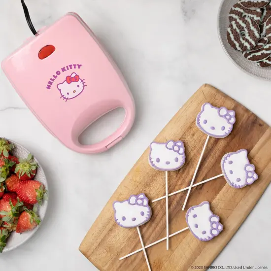 Uncanny Brands Hello Kitty Cake Pop Maker {1}