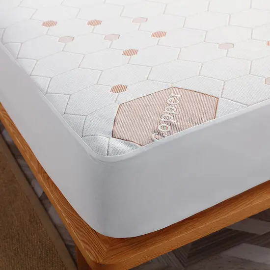 Copper Infused Mattress Protector {3}