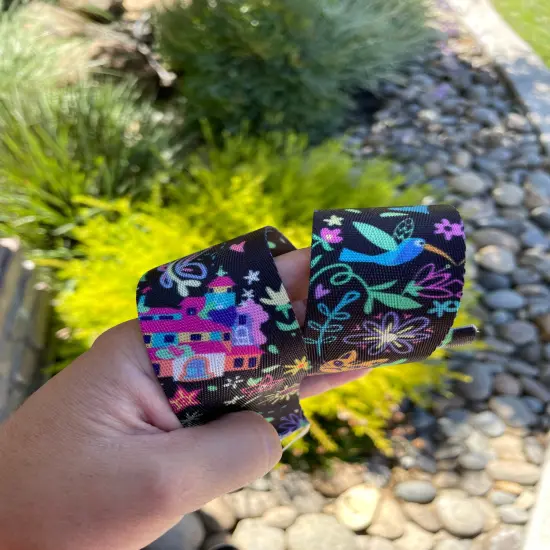 Black Familia Doodles 1.5&rdquo; Seatbelt Webbing {1}