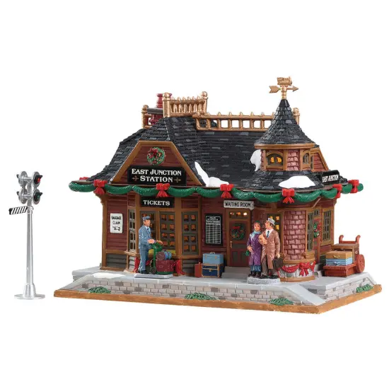Lemax&copy; Santa's Wonderland Village&trade;: The Elf Workshop {1}