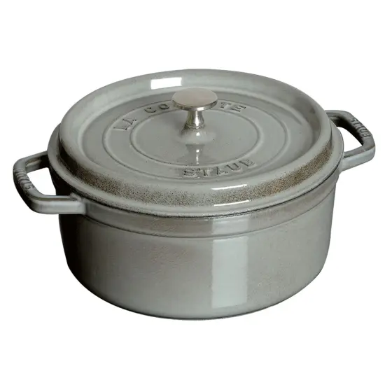 STAUB Cast Iron 5.5-qt Round Cocotte {4}