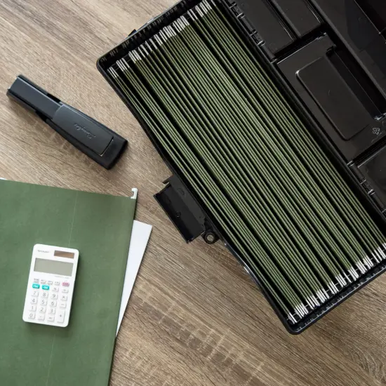 IRIS USA Portable Letter Size File Box with Handle for Hanging Folders {4}