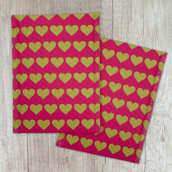 Great Papers! Mailer, Bubble, Pink with Gold Hearts, Poly Tear and Moisture Resistant, 6" x 9", 25 count {5}