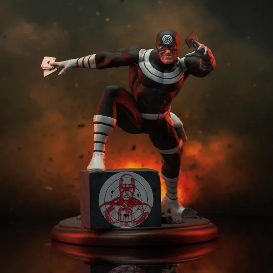 Marvel Premier Collection Bullseye 9 Inch Resin Statue {3}