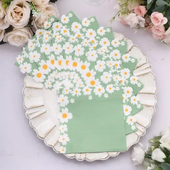 20 Daisy Flower Disposable Dinner Napkins {5}