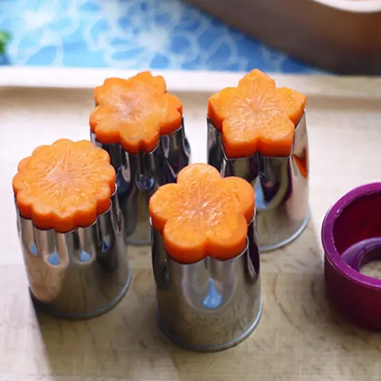 Set of 8 Pcs Stainless Steel Flower Shape Rice Vegetable Fruit Cutter Mold {4}