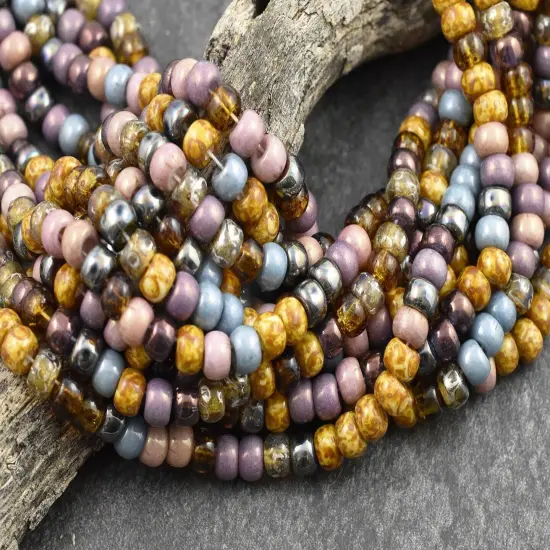 2/0 Aged Tulip Picasso Mix Seed Beads (21' Strand) {2}