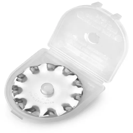 OLFA Decorative Edge Rotary Blade 45mm-Scallop {4}