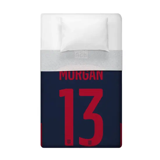 Sleep Squad US Women's Soccer Alex Morgan 60&rdquo; x 80&rdquo; Raschel Plush Jersey Blanket {3}