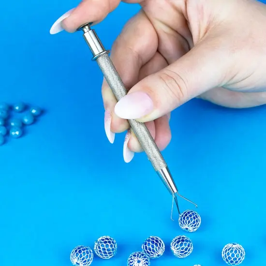 Metal Grabber Pick Up Tool {3}