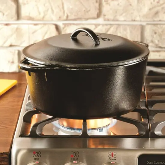 Lodge Cast Iron Dutch Oven with Dual Handles, Pre-Seasoned Cooking and Serving Pot, 7-Quart {4}