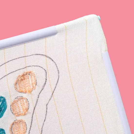 We R Easy Tuft Tufting Frame {5}