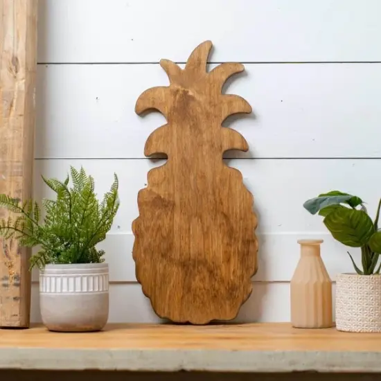 21 in. Unfinished Wooden Pineapple Shape {4}