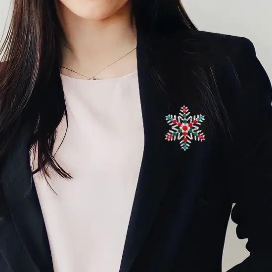 Wrapables Christmas Crystal Rhinestone Brooch Pin, Snowflake {5}