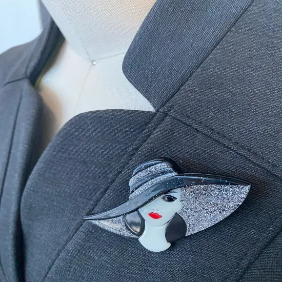 Wrapables Acrylic Fashion Brooch Pin for Sweaters, Coats, Scarves, and Bags, Cosmo Black Hat {4}