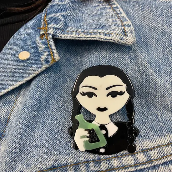 Wrapables Acrylic Fashion Brooch Pin for Sweaters, Coats, Scarves, and Bags, Poison {5}