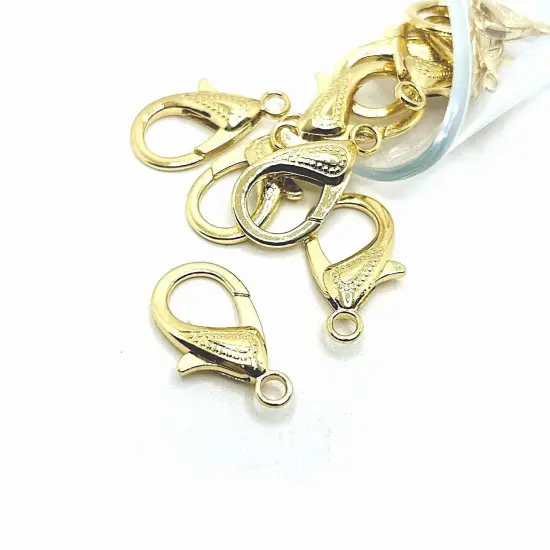 4, 20 or 50 pieces: 16 x 31 mm KC Gold/Light Gold Plated Decorative Lobster Clasps {1}