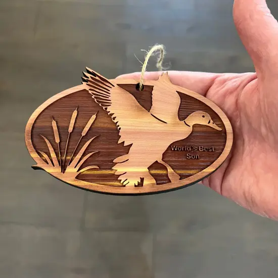 Flying Duck Worlds Best Son - Cedar Ornament {4}