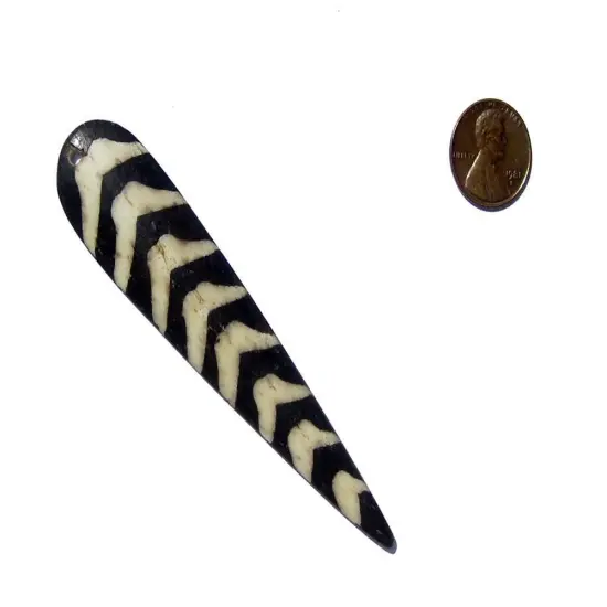 The Bead Chest Delta Design Batik Bone Feather Pendant 22mm Kenya African Black and White Handmade {2}