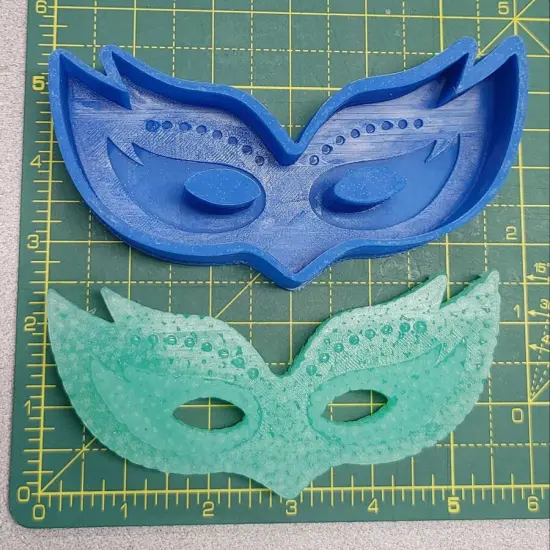 Mardi Gras Mask Silicone Freshie Mold - small {2}