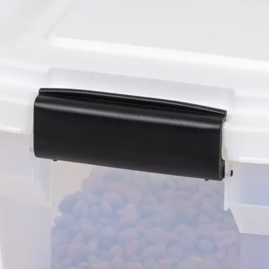 IRIS USA Airtight Pet Food Container with Scoop {6}