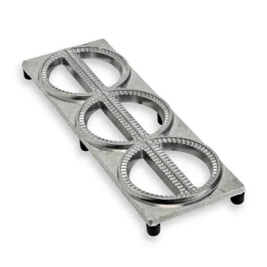 Pierogi Ravioli Empanada Press and Pastry Maker {1}