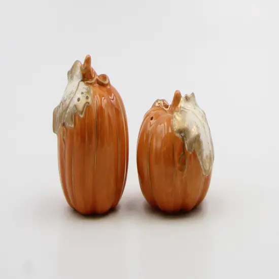 Ceramic Autumn Harvest Pumpkins Salt and Pepper, Home D&eacute;cor, Gift for Her, Mom, Kitchen D&eacute;cor, Fall D&eacute;cor, Thanksgiving D&eacute;cor {3}