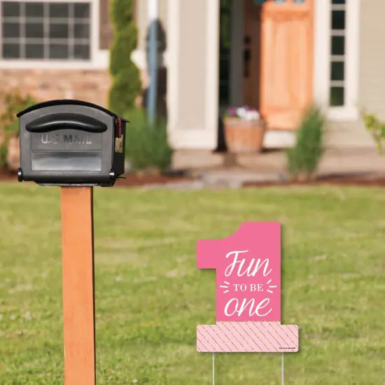 Big Dot of Happiness 1st Birthday Girl - Fun to be One - Outdoor Lawn Sign - First Birthday Party Yard Sign - 1 Piece {3}
