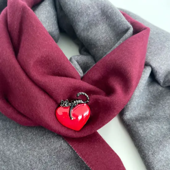 Wrapables Lounging Cats Enamel Brooch Pin, Cat on Heart {6}