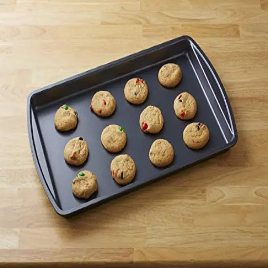 (Set of 3)Cookie & Baking Sheets&ndash; Non-Stick Coated Steel, Dishwasher Safe, Oven Safe up to 450 Degrees, includes Large/Med/Small Pans {4}