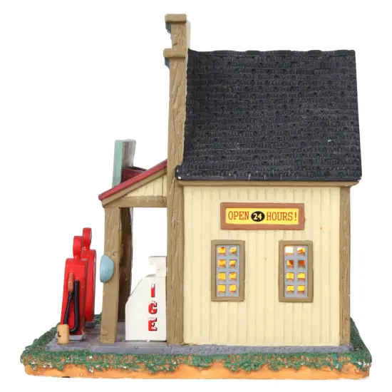 Lemax© Harvest Crossing Village™: Gilbert's Gasoline Station {3}