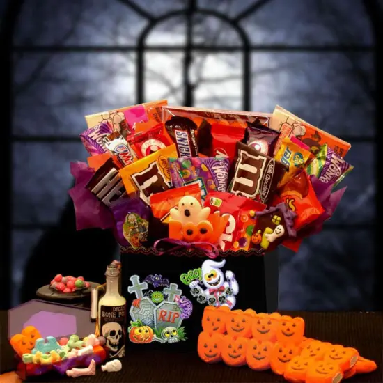 GBDS Spooktacular Sweets Halloween Candies Gift Box {2}