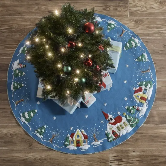 Bucilla Felt Tree Skirt Applique Kit 43" Round-Christmas Village {1}