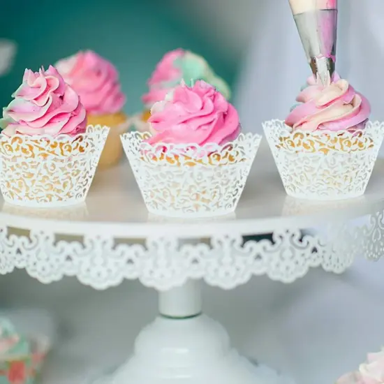 200PCS Lace Cupcake Wrappers Liners {3}
