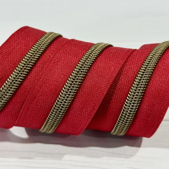 Maroon zipper tape with Antique teeth {1}