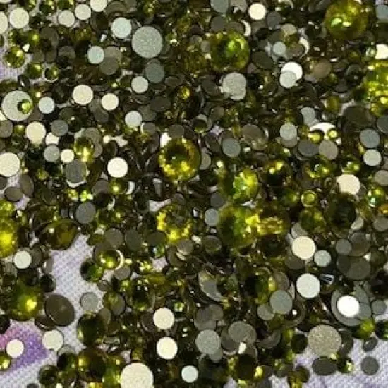 Olivine - KiraKira Glass Rhinestones by CrystalNinja {3}