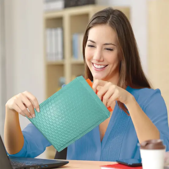 Great Papers! Mailer, Bubble, Special Blue, Poly Tear and Moisture Resistant, 6" x 9", 50 count {6}