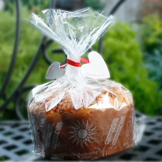 Wrapables Set of 50 Heart Twist Ties with 20 Scalloped Gift Tags {5}