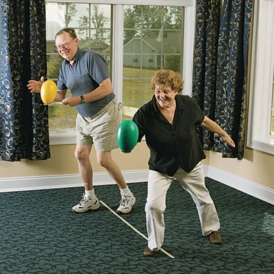 Spectrum&trade;&nbsp;Jumbo Ostrich Egg and Spoons (Set of 6) {6}