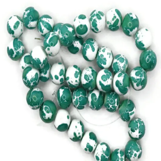 40 10mm Green and White Splatter Paint Smooth Round Glass Beads {6}