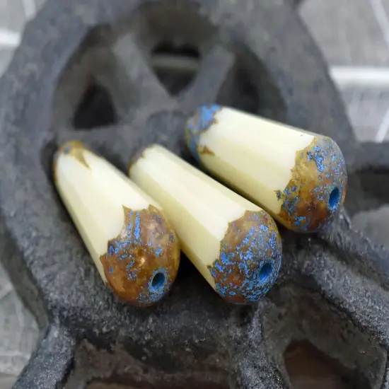 *6* 8x20mm Turquoise Etched Opaque Beige PIcasso Faceted Drop Beads {6}