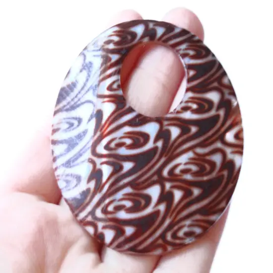 60mm Brown Swirl Printed Shell Round Go-Go Pendant {1}