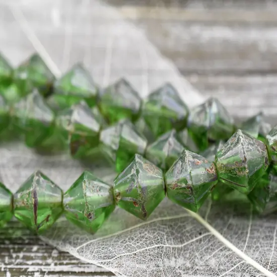 *6* 15mm Emerald Green Travertine Faceted Bicone Beads {5}