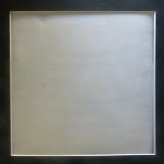 Hoffman 1895-307 SNOW Bali Hand-Dyed Watercolor Batik BTY {2}