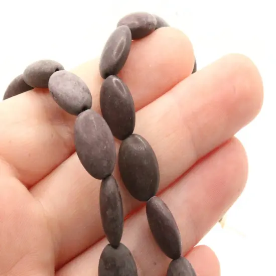 31 14mm Dyed Purple Howlite Flat Oval Stone Beads {4}