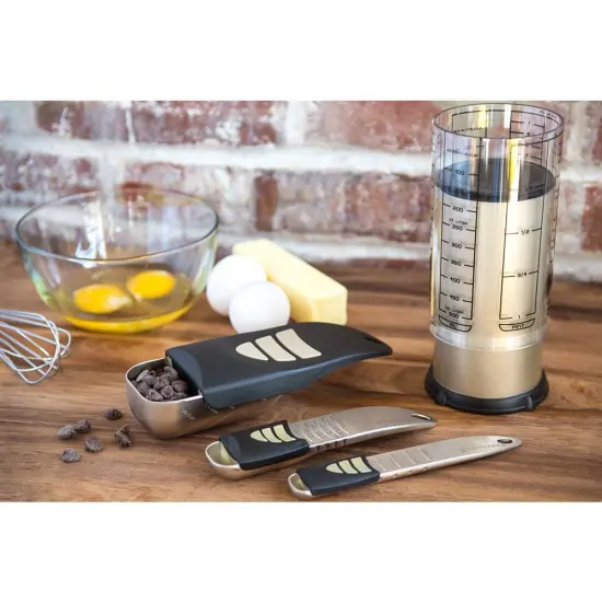 Fox Run Bakers Pro Adjust-A Measuring Set {7}